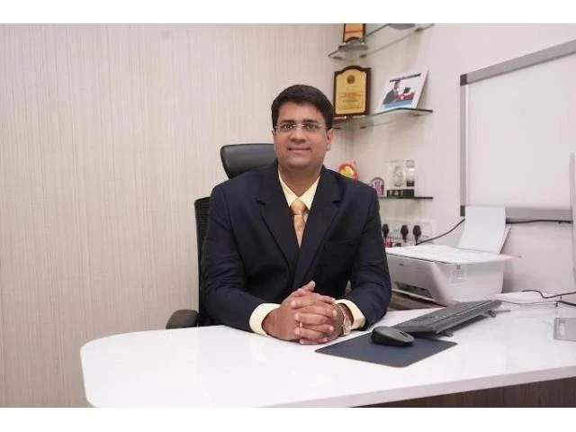 Dr Tanay Prabhoo